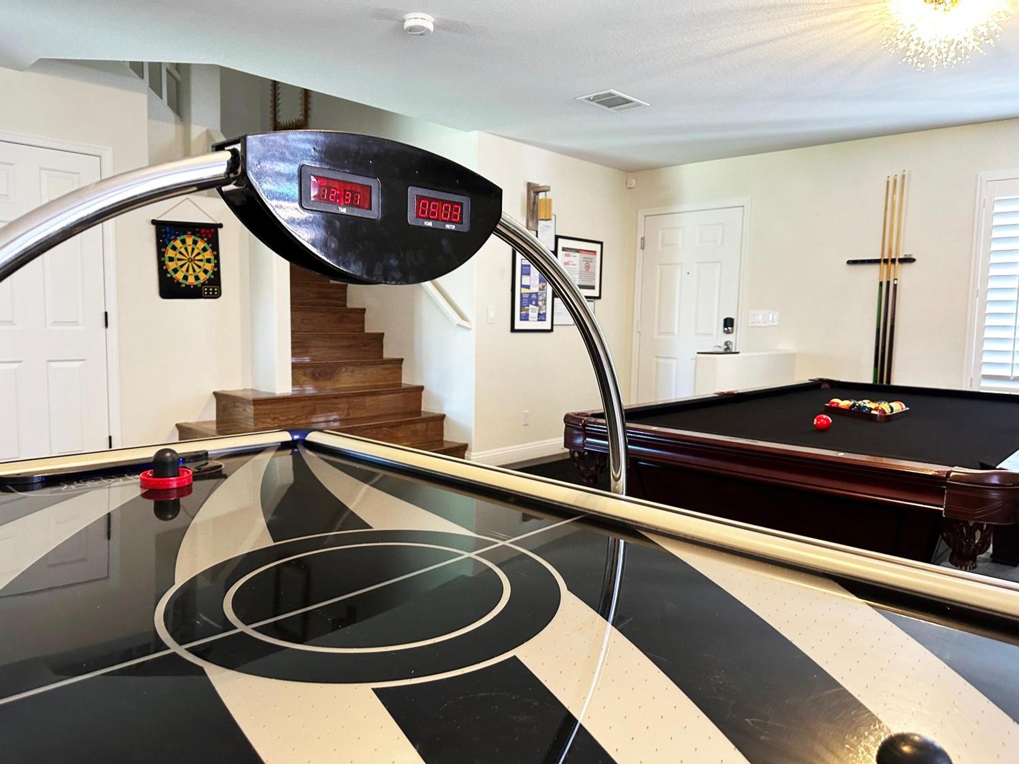 Buddha Gem, 6 Bed Luxury With Pool Hot Tub Game And Much Holiday home *